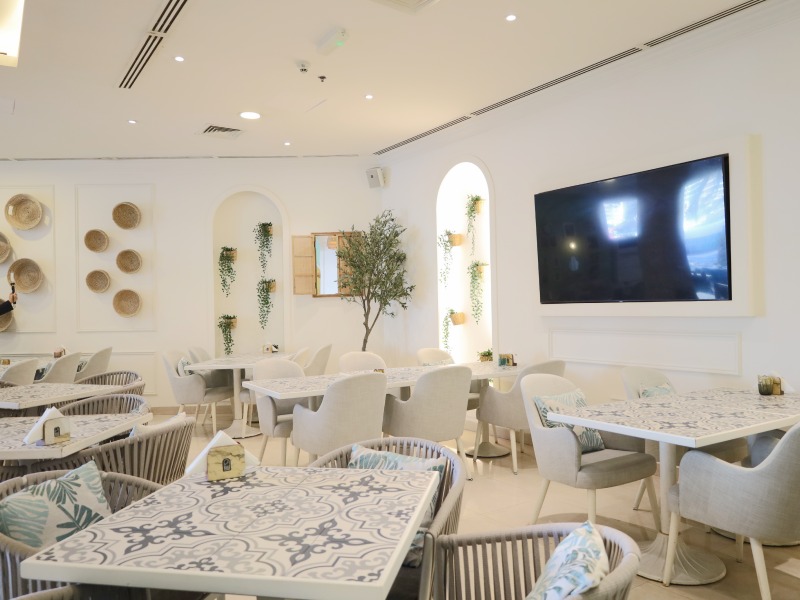 Prime location of Marina Lavish Dinning Restaurant for sale