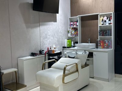 Elegant Beauty Lounge for Sale in Jumeirah