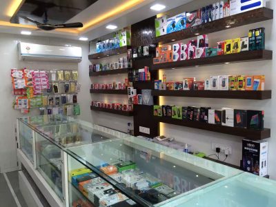 Established Mobile Shop for Sale In Al Satwa