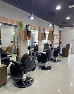 A New Gents Salon Opportunity For Sale In Business Bay